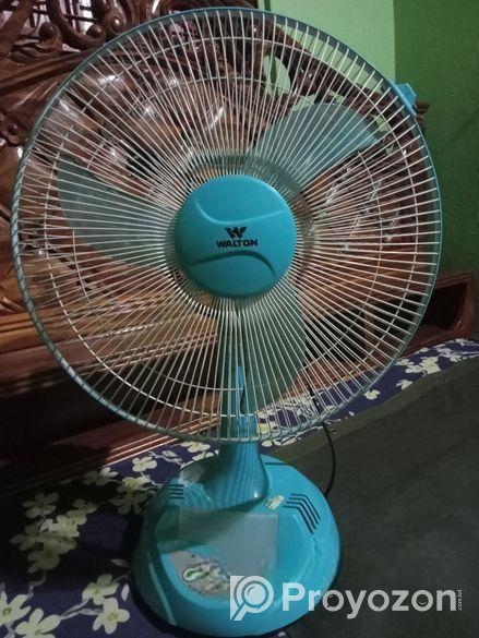 Walton ac/dc remote fan