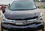 Toyota Noah 2011