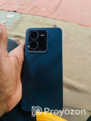 Vivo V25e 8/128 (Used)