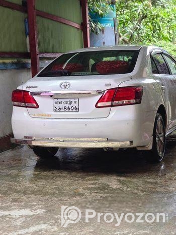 Toyota Premio . 2019