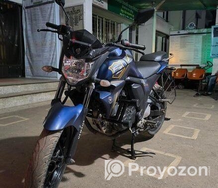 Yamaha FZs V2 . 2023