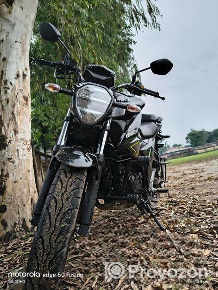 Suzuki Gixxer . 2025