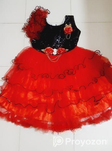 পার্টি ড্রেস