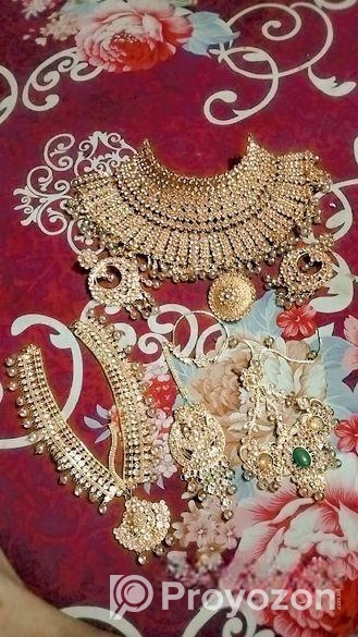 Necklace for sell