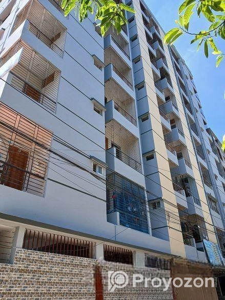 1100 sft. Ready Flat for sale @ North side of Shah