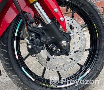Yamaha R15 V4 . 2022