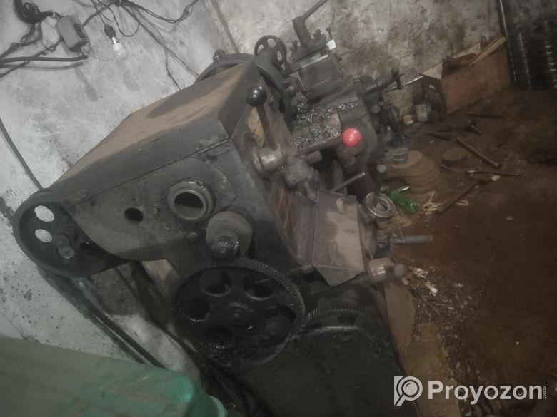sare 4 fiti indiyan lathe machine