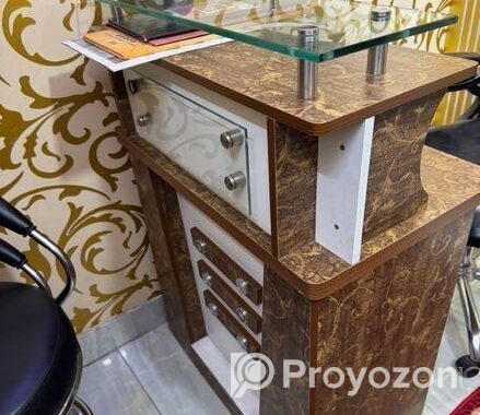 Reciption table.