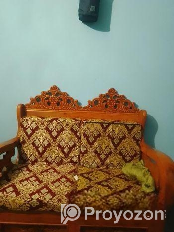 ৫ সিটের সোফা সেট বিক্রি হবে