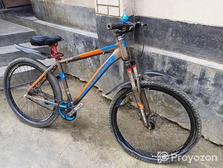 সাইকেলটি একদম ফ্রেশ