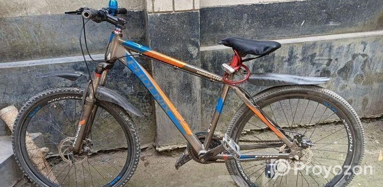 সাইকেলটি একদম ফ্রেশ