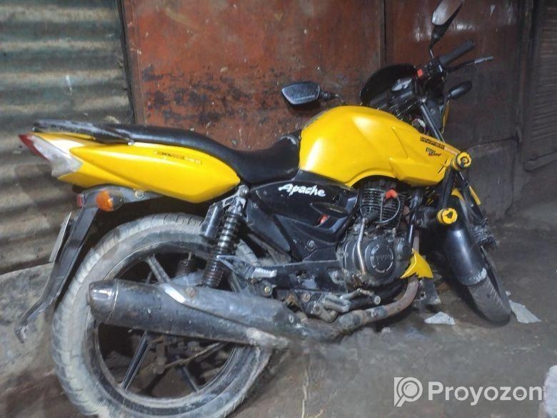 TVS Apache RTR . 2013