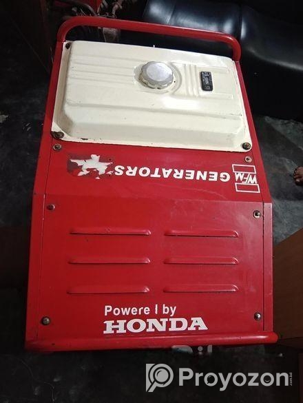 জেনারেটর