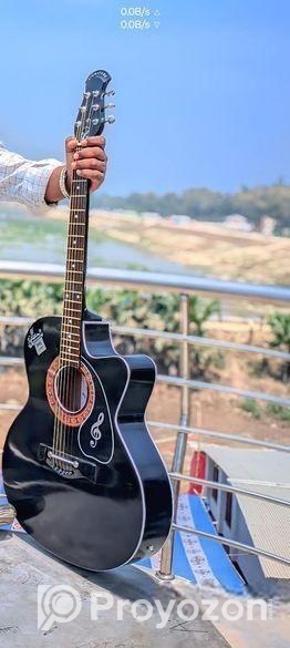 গিটার বেচতে চাই