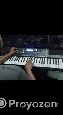 Yamaha Psr 373