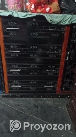 ওয়ারড্রব পাটেক্স