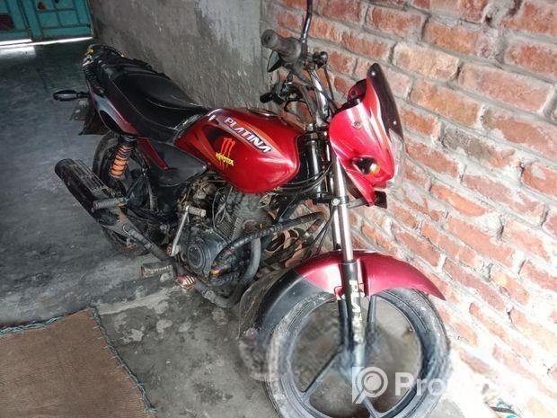 Bajaj Platina 100 . 2014