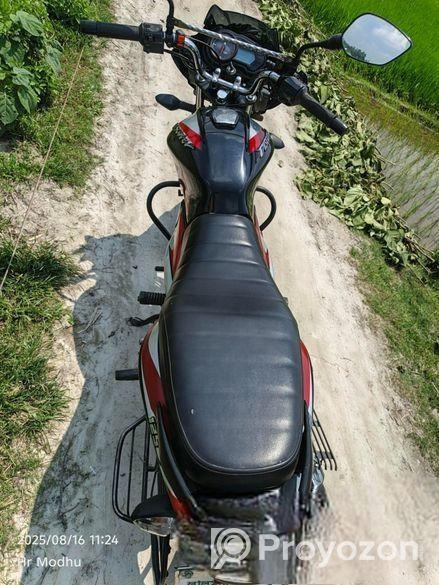 Bajaj Discover 125 2022