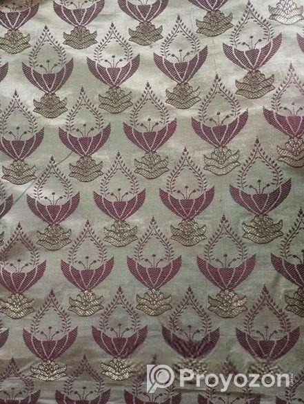 এটি একটি জামদানি শাড়ি