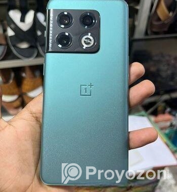 OnePlus 10 Pro . (Used)