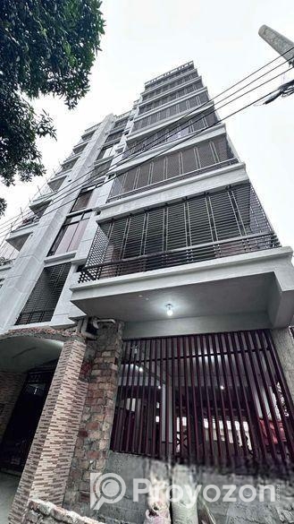 একটি নতুন ফ্লাট ভাড়া হবে।