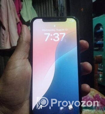 Apple iPhone X ‘ (Used)