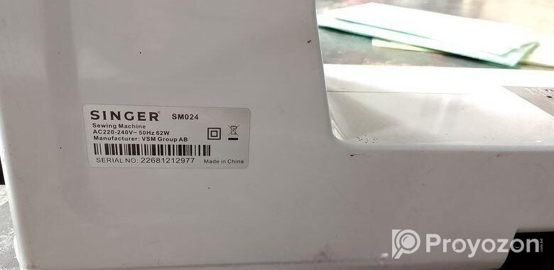 Singer SM024 Multi-functional Sewing Machine অল্প ব্যবহৃত,একদম নত