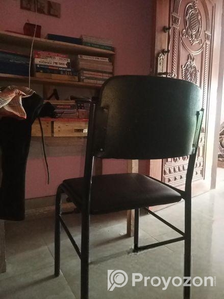 ফ্রেশ টেবিল চেয়ার বিক্রি করবো