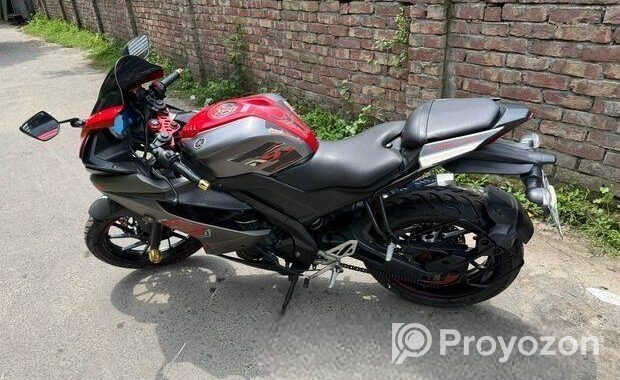 Yamaha R15 . 2020
