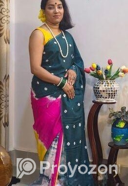 সিল্ক মোম বাটিক শাড়ি।