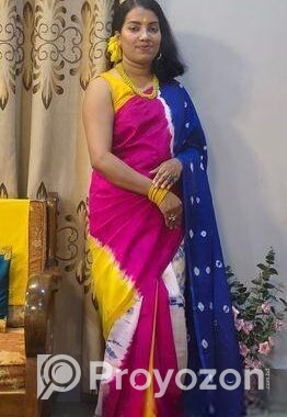 সিল্ক মোম বাটিক শাড়ি।