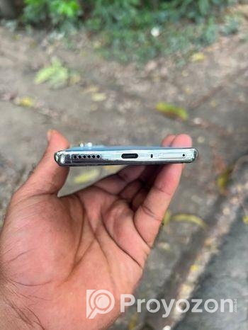 Tecno camon 40 pro (Used)