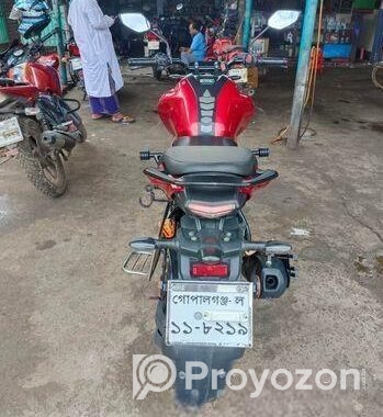 Yamaha Fzs V4 . 2024