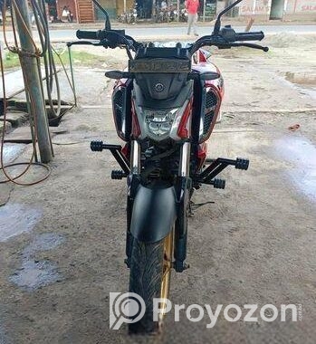 Yamaha Fzs V4 . 2024