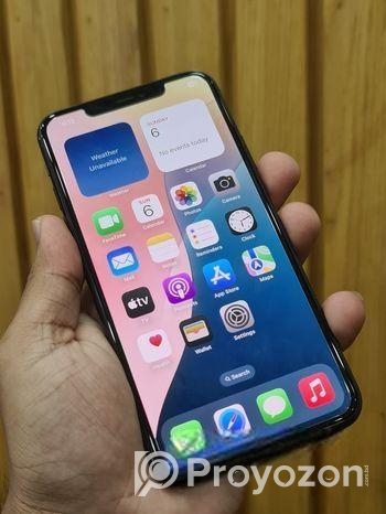Apple iPhone 11 Pro Max . (Used)