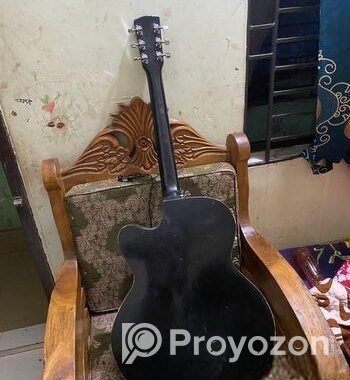 Guitar for sale