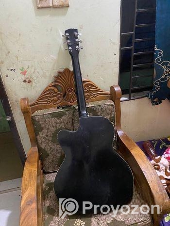 Guitar for sale