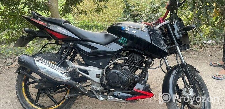 Bajaj Pulsar 150 . 2022