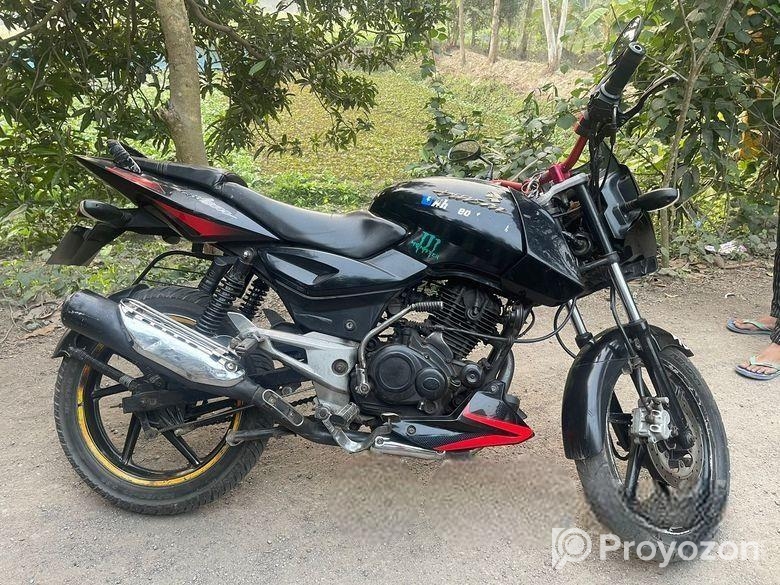 Bajaj Pulsar 150 . 2022