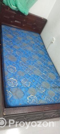 টেবিল বেড এবং মেটেস্র