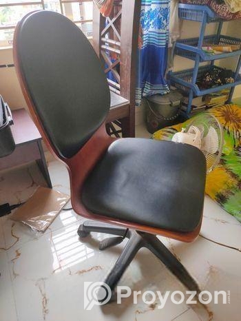 360° Rotating Study/office Chair