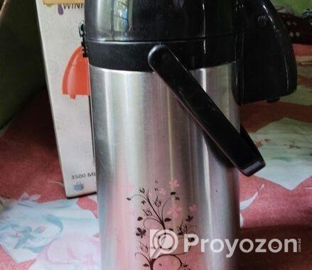 বড় ফ্লাক্স ও দোকানের ট্রে