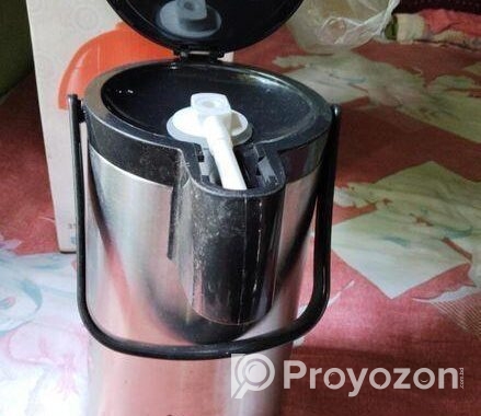 বড় ফ্লাক্স ও দোকানের ট্রে