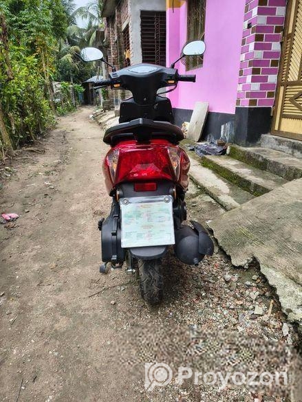 Runner Skooty 110 . 2024