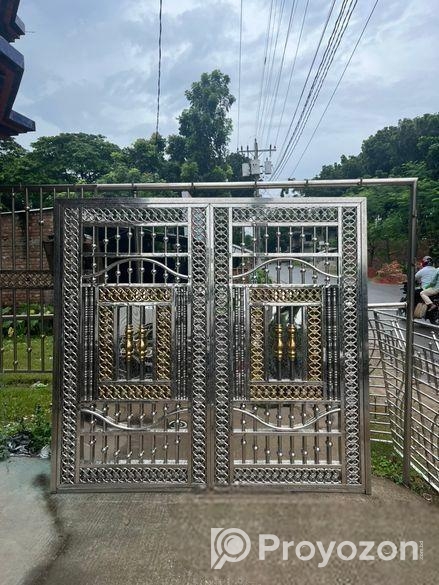 এখানে Ss. Ms. and Thai glass. সব ধরনের কাজ করা হয়