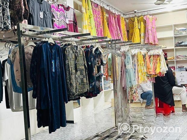 এস এর দুইটা স্ট্যান্ড হ্যাঙ্গার বিক্রি করা হবে।