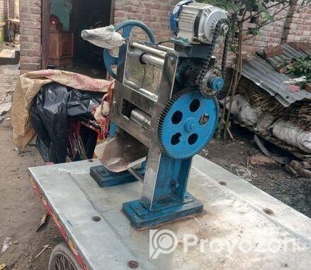 আখেঁর রস তৈরি করার মেশিন