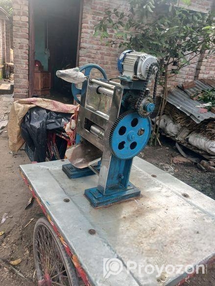 আখেঁর রস তৈরি করার মেশিন