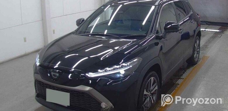 Toyota Corolla Cross Z Black 5/12 km 2025