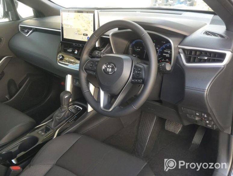 Toyota Corolla Cross Z Black 5/12 km 2025
